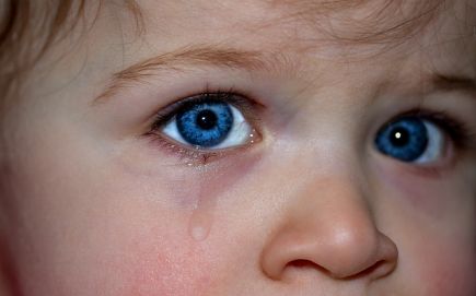 childrens eyes 1914519 640