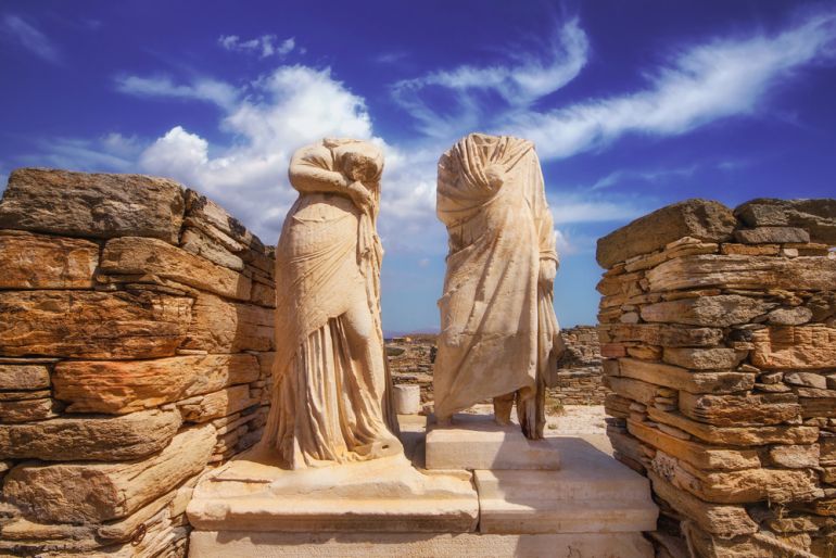 delos shutterstock 504044881