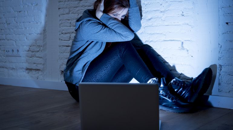 Z facebooku, twitteru nebo instagramu můžete mít depresi