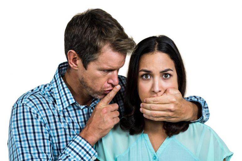 manipulace shutterstock 362850794