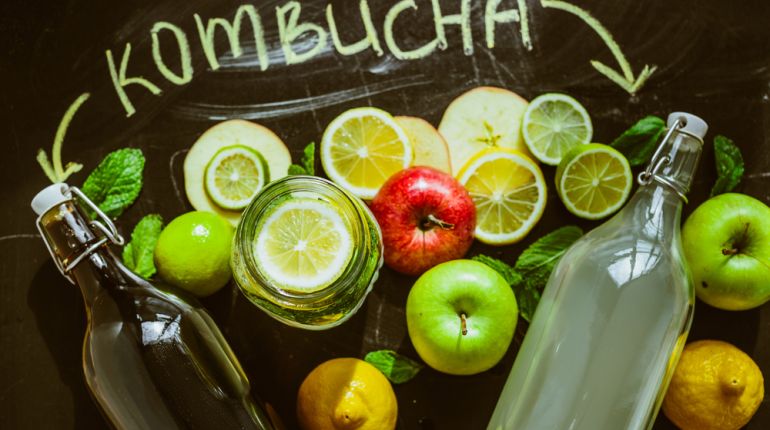 Je kombucha zázrak? Ne tak rychle – prokázalo se to jen na pár hraboších