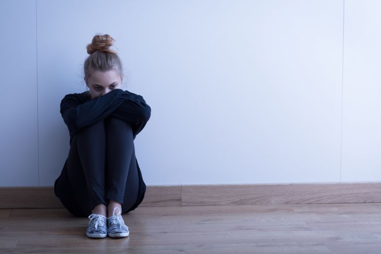 deprese jidelnicek shutterstock 281156501