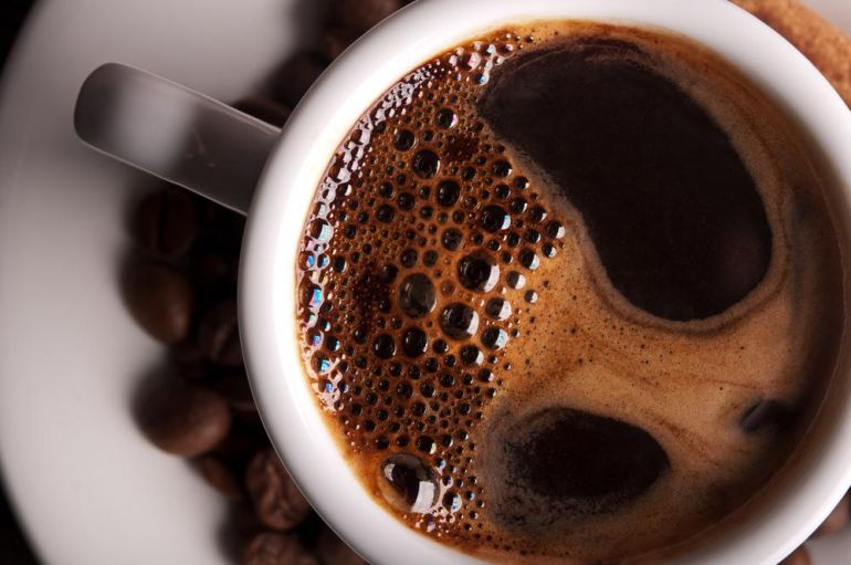 kafe shutterstock 129339416