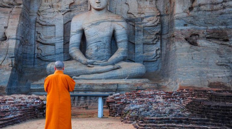 Je jenom Buddha a pak pár set dalších bohů