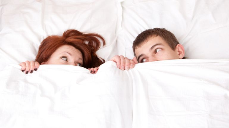 Stydíte se před partnerem? Získejte sexuální sebevědomí