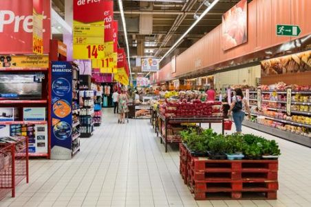 supermarket shutterstock 210301222