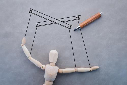 manipulace shutterstock 404266822