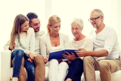 sesivana rodina shutterstock 318784574