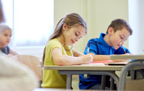 skola shutterstock 246298159